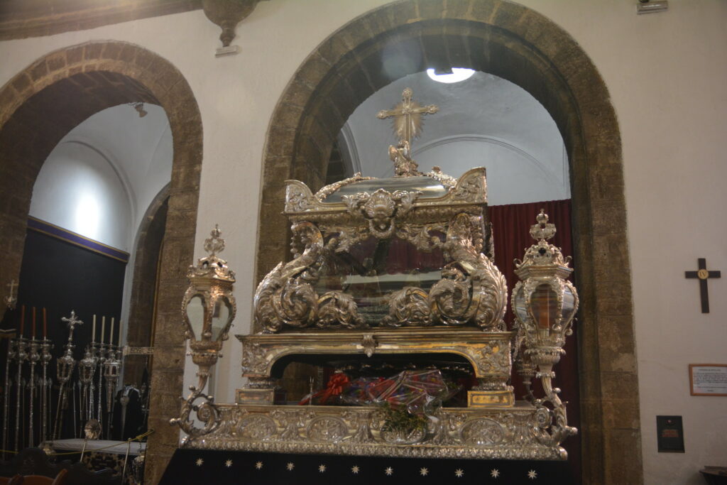 "Paso" in der alten Kathedrale von Cadíz
